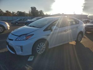 Toyota Prius 1.8L 4 2013