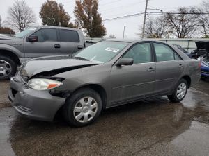 Toyota Camry LE 2.4L 4 2004