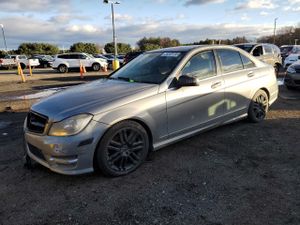 Mercedes-Benz C 300 4MATIC 3.0L 6 2012