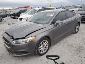 Ford Fusion SE 2.5L 4 2014