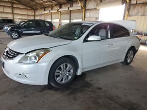 Nissan Altima BASE 2.5L 4 2010