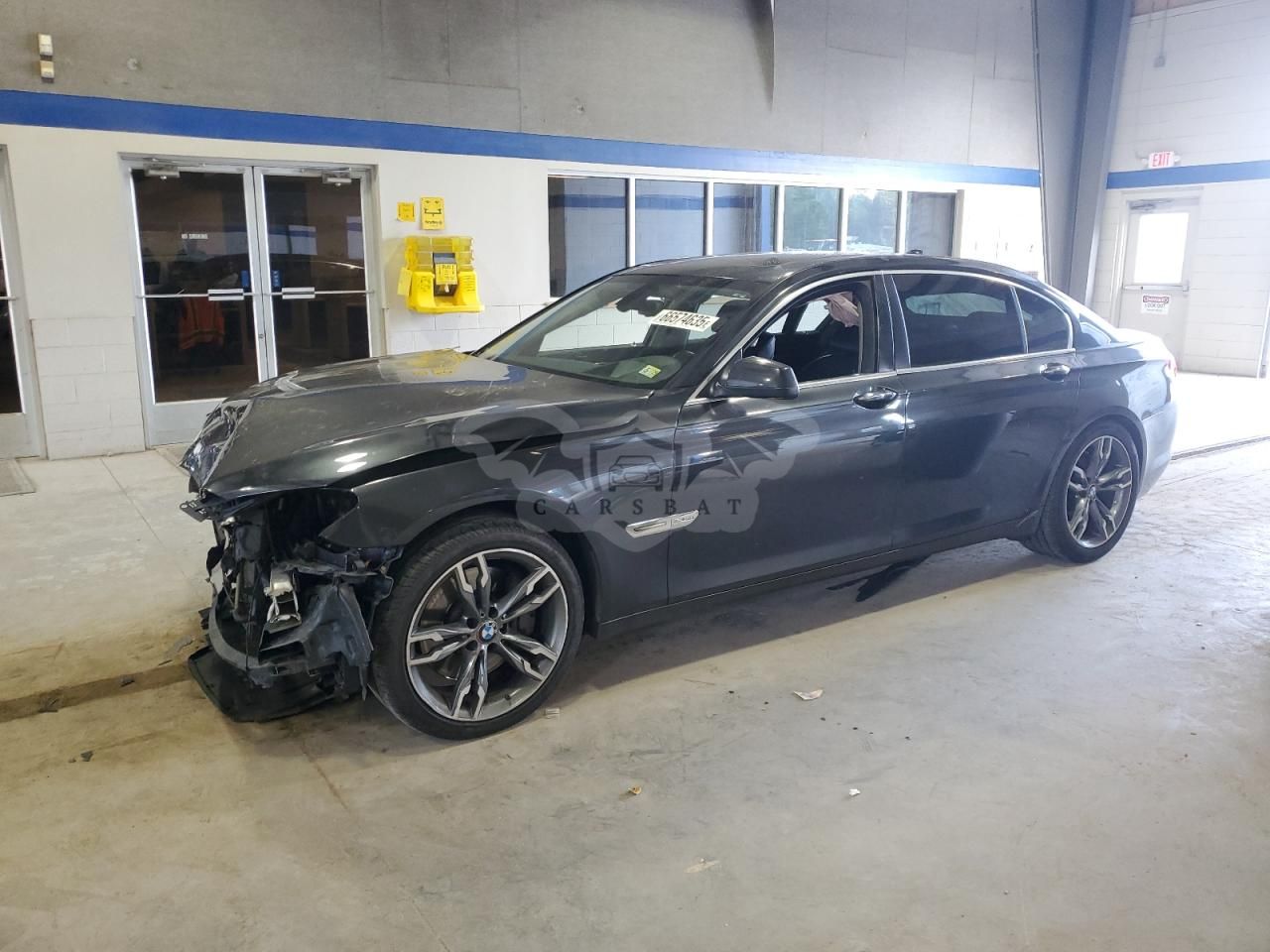 BMW 7 Series LXI 4.4L 8 2011