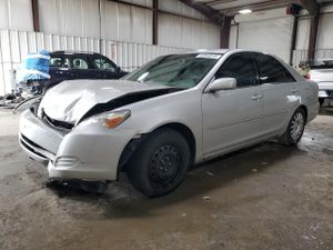 Toyota Camry LE 2.4L 4 2002