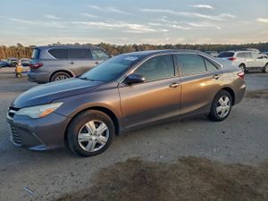 Toyota Camry LE 2.5L 4 2015