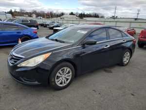 Hyundai Sonata GLS 2.4L 4 2013
