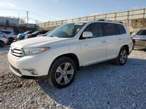 Toyota Highlander LIMITED 3.5L 6 2013