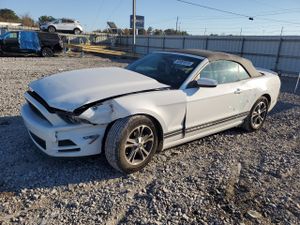Ford Mustang 3.7L 6 2014