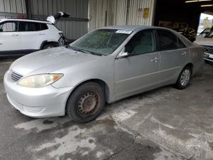 Toyota Camry LE 2.4L 4 2005