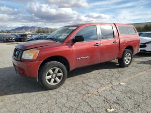 Nissan Titan S 5.6L 8 2015