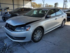 Volkswagen Passat S 1.8L 4 2015