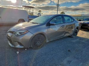 Toyota Corolla L 1.8L 4 2015