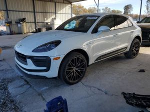 Porsche Macan 2.0L 4 2022