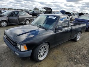 Toyota Hilux 1/2 TON SHORT WHEELBASE 2.4L 4 1990