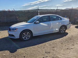 Volkswagen Jetta SE 1.8L 4 2015