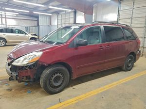 Toyota Sienna CE 3.5L 6 2009