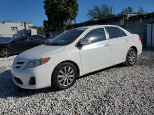 Toyota Corolla BASE 1.8L 4 2012