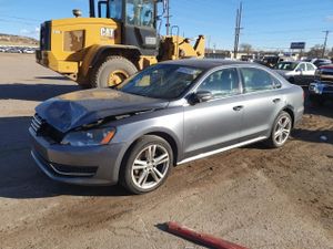 Volkswagen Passat SE 2.0L 4 2014