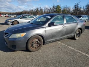 Toyota Camry BASE 2.5L 4 2010