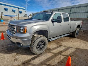 GMC Sierra K3500 SLT 6.6L 8 2013