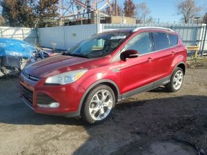 Ford Escape TITANIUM 1.6L 4 2014
