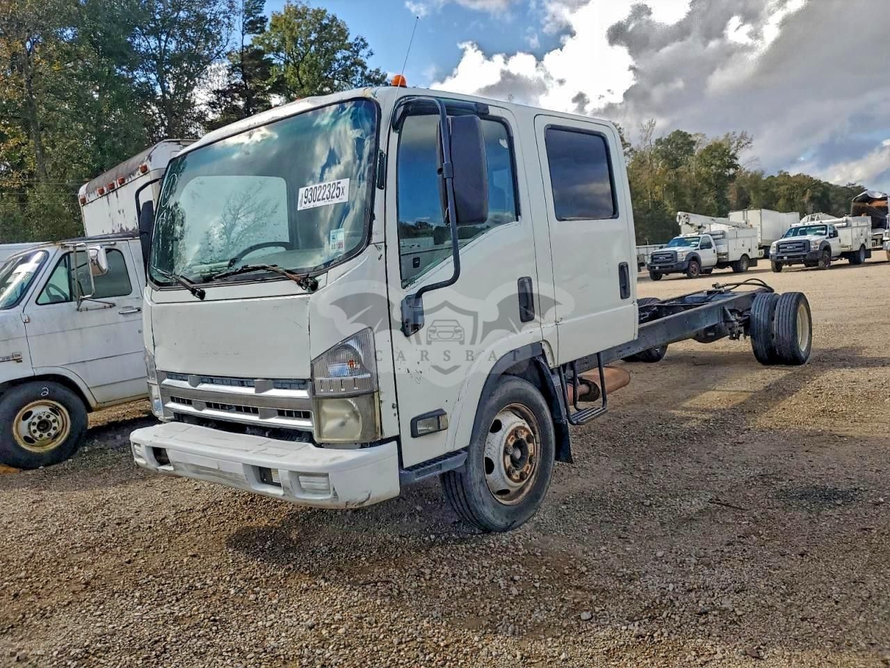 Isuzu NPR 6.0L 8 2009
