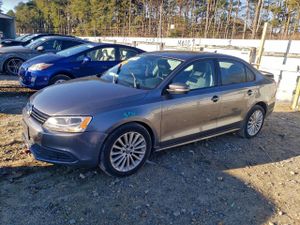 Volkswagen Jetta SE 2.5L 5 2012