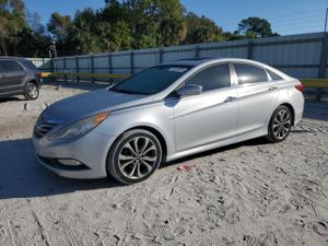 Hyundai Sonata SE 2.4L 4 2014