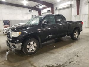 Toyota Tundra DOUBLE CAB SR5 5.7L 8 2010