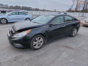 Hyundai Sonata SE 2.4L 4 2013