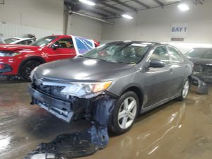 Toyota Camry BASE 2.5L 4 2012