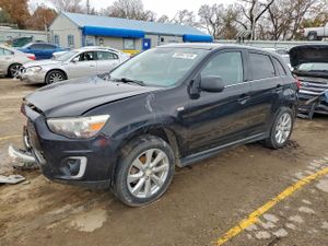 Mitsubishi Outlander SE 2.0L 4 2015