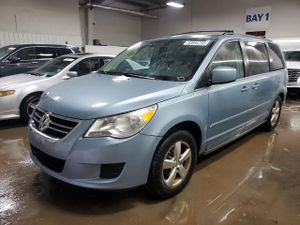 Volkswagen Routan SE 3.8L 6 2009