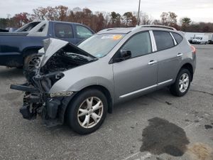 Nissan Rogue S 2.5L 4 2011