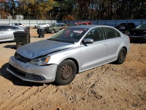 Volkswagen Jetta SE 2.5L 5 2013
