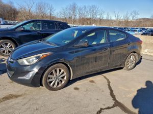 Hyundai Elantra SE 1.8L 4 2014