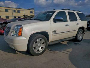 GMC Yukon SLT 5.3L 8 2013