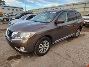 Nissan Pathfinder S 3.5L 6 2015