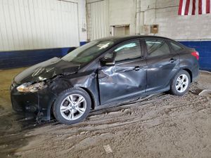 Ford Focus SE 2.0L 4 2014
