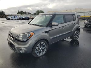 Kia Soul + 2.0L 4 2013
