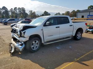 Toyota Tundra CREWMAX SR5 4.6L 8 2010