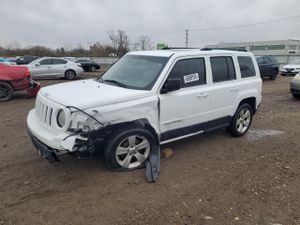 Jeep Patriot LATITUDE 2.4L 4 2014