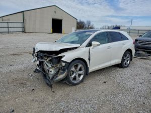 Toyota Venza LE 3.5L 6 2013