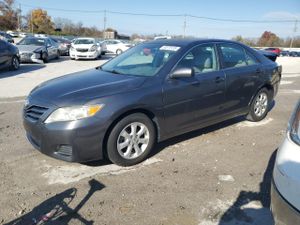 Toyota Camry BASE 2.5L 4 2011