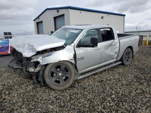 RAM 1500 SPORT 5.7L 8 2014