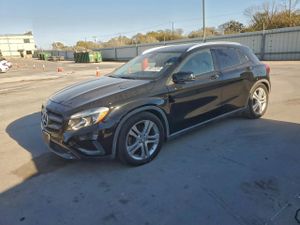 Mercedes-Benz GLA 250 4MATIC 2.0L 4 2015