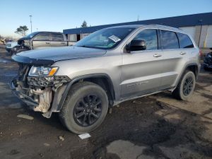 Jeep Grand Cherokee LAREDO 3.6L 6 2015