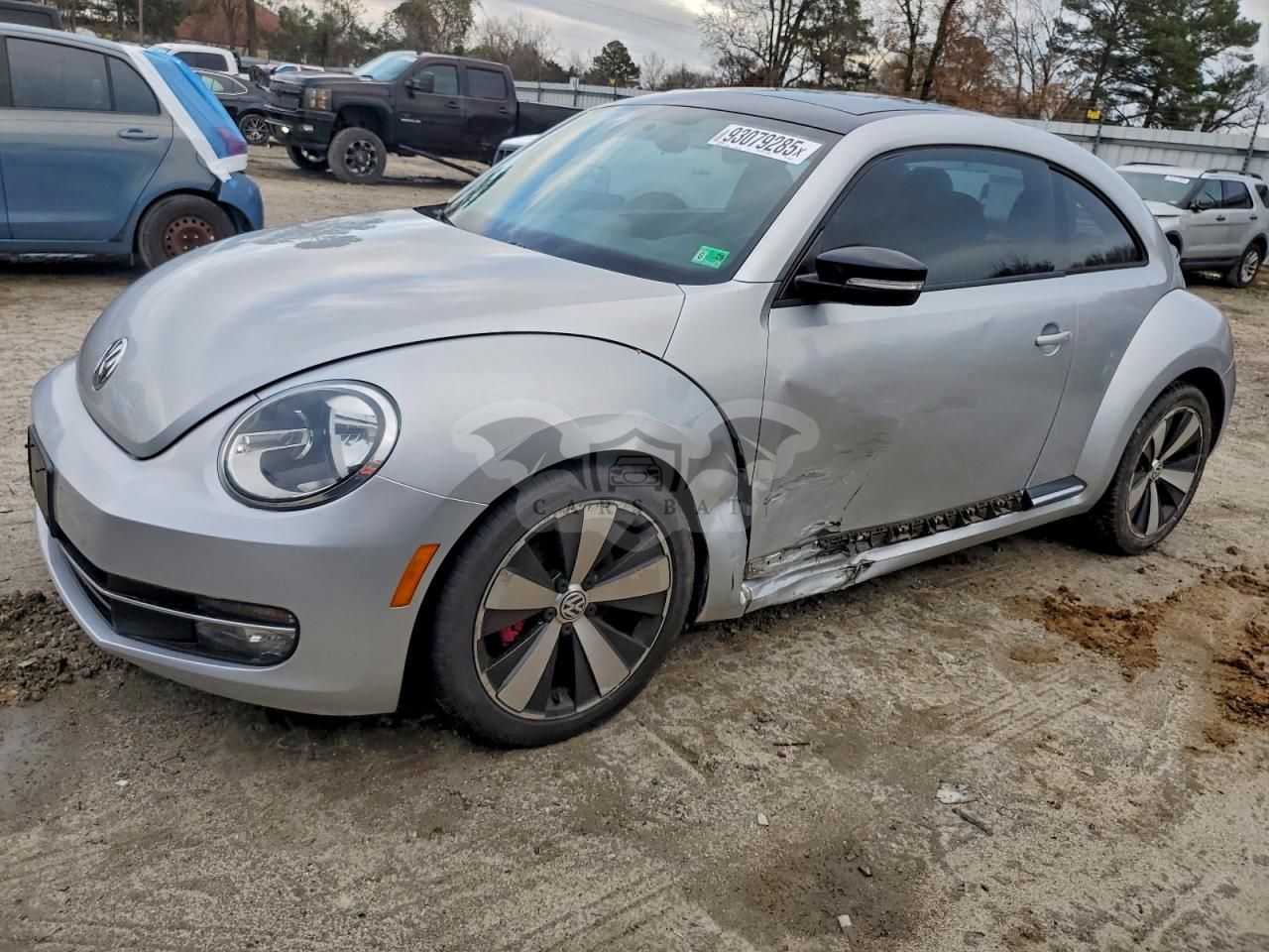 Volkswagen Beetle TURBO 2.0L 4 2012