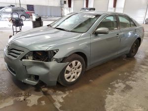 Toyota Camry BASE 2.5L 4 2010
