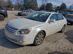 Toyota Avalon XL 3.5L 6 2005