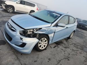 Hyundai Accent GLS 1.6L 4 2013